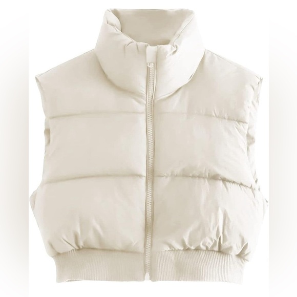 Women’s Warm Cropped Puffer Vest - Picture 3 of 5